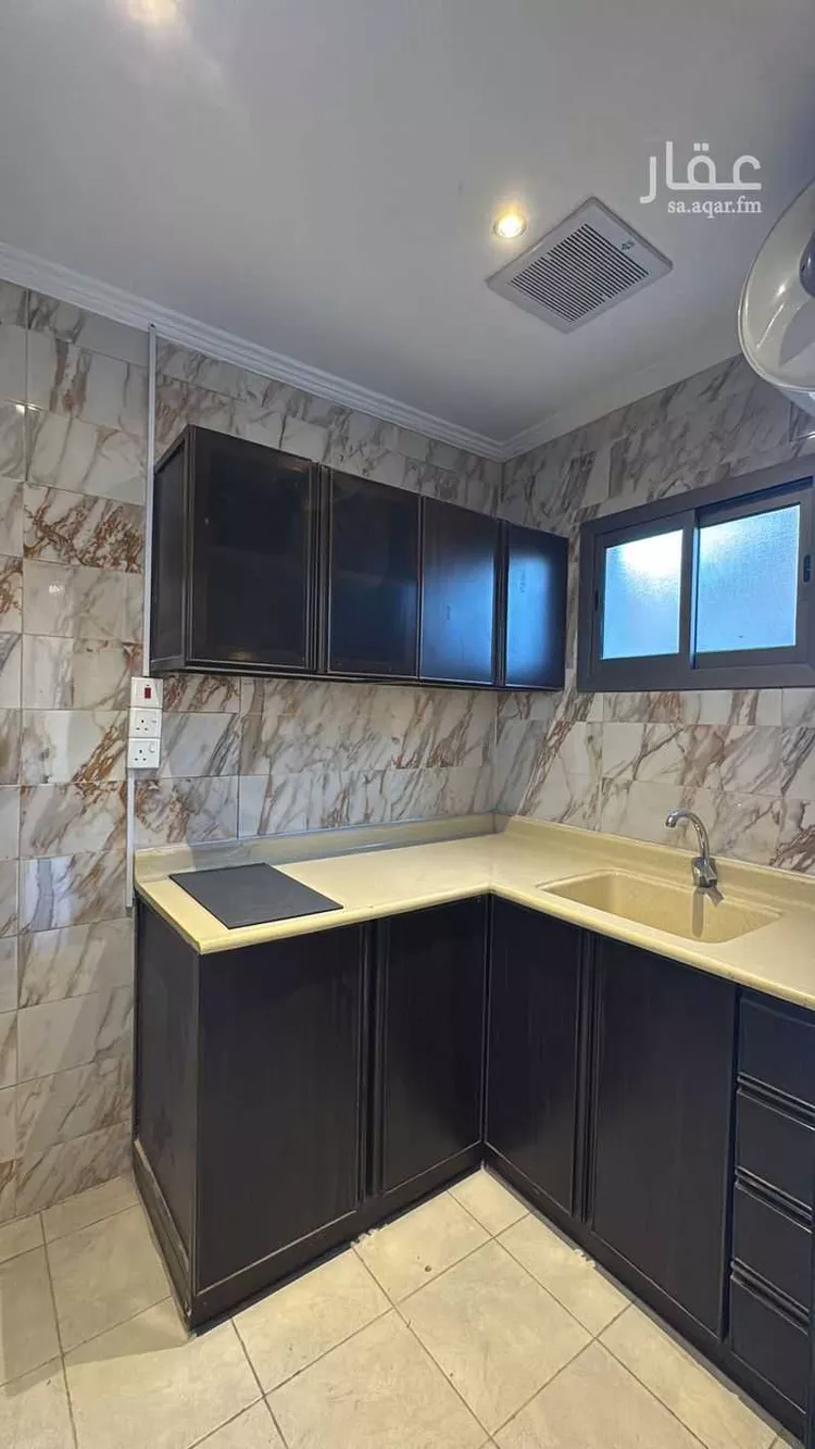 عمارة للإيجار في شارع ابو المجد, حي الراكة الجنوبية, مدينة الخبر, المنطقة الشرقية 15