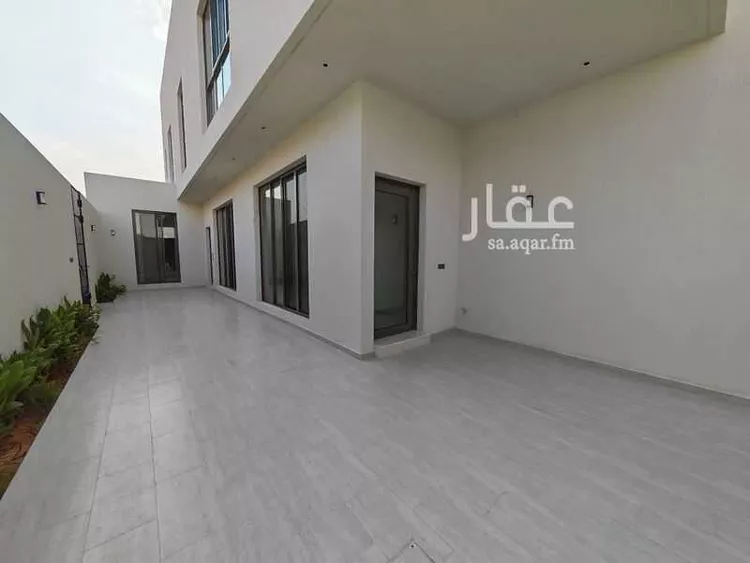 Floor for Sale in Riyadh Al Andalus