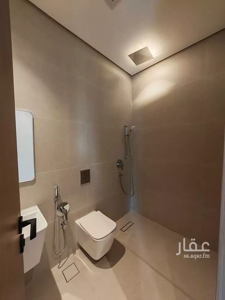 دور للبيع في شارع كليب بن نوفل, حي الأندلس, مدينة الرياض, منطقة الرياض 8