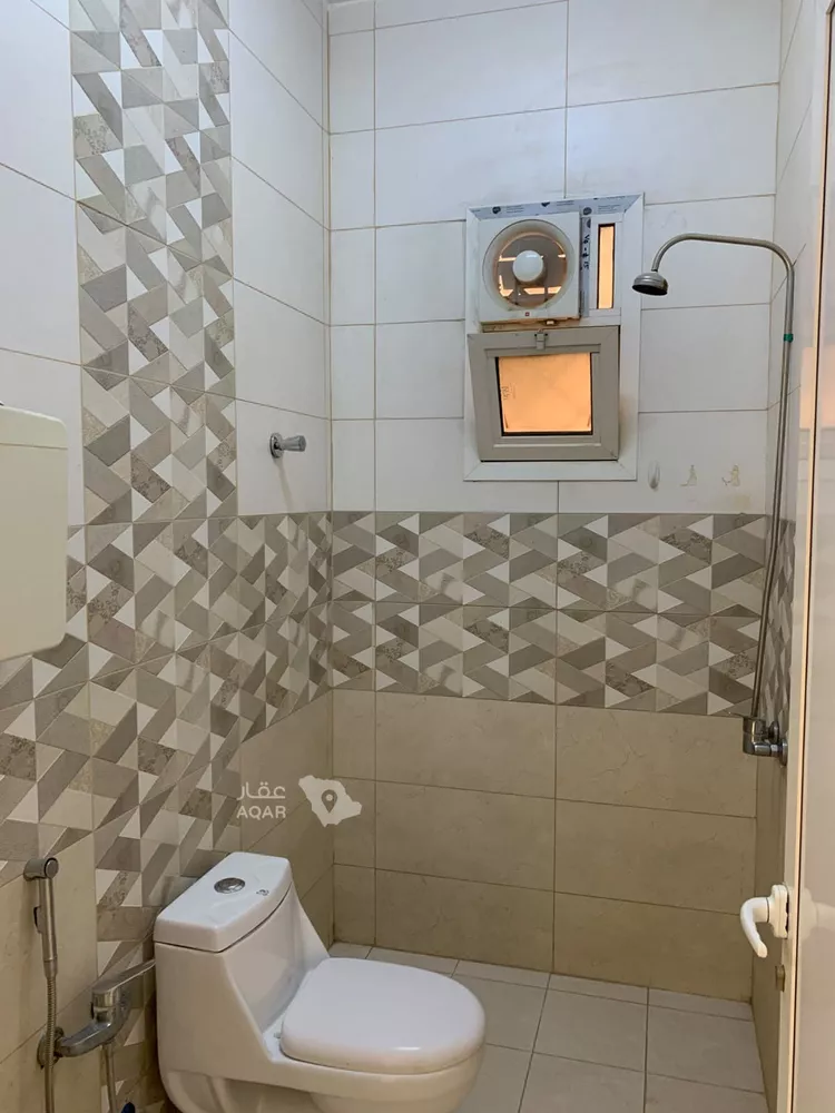 Floor for Rent in Riyadh Al Fayha 8