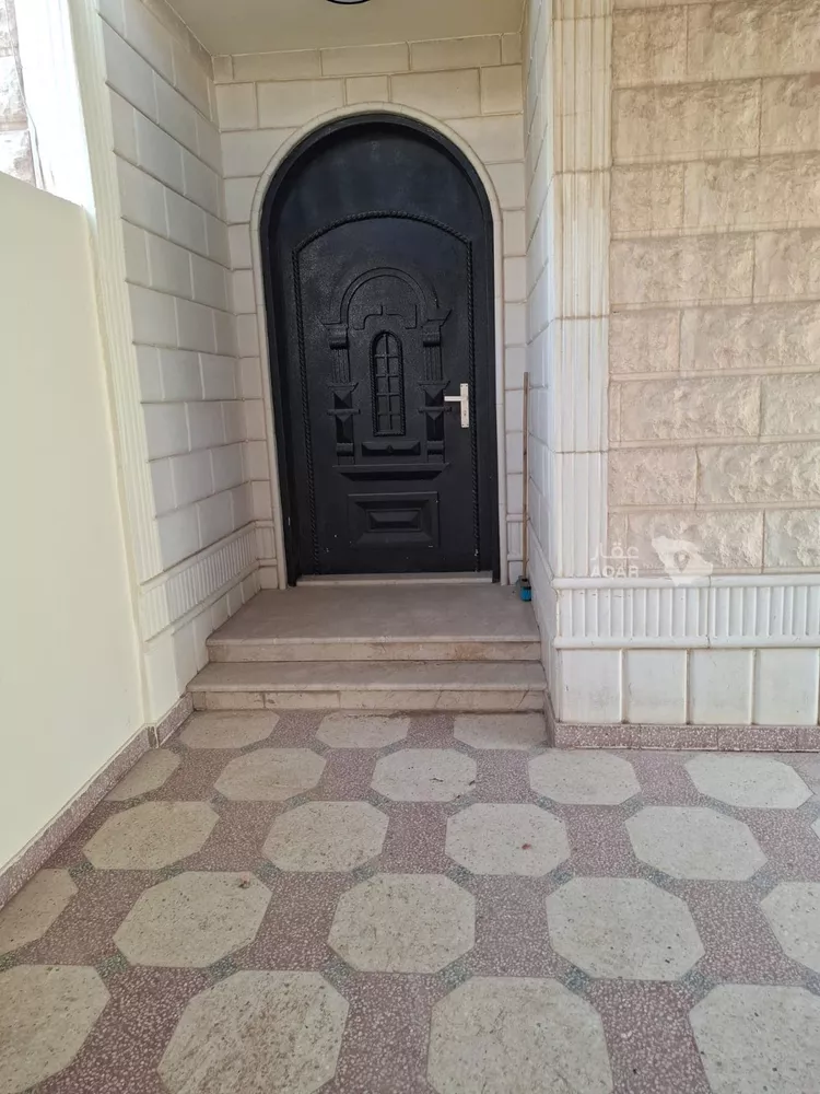 Floor for Rent in Riyadh Al Fayha 19