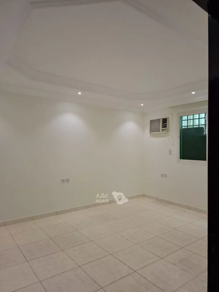 Floor for Rent in Riyadh Al Fayha 17