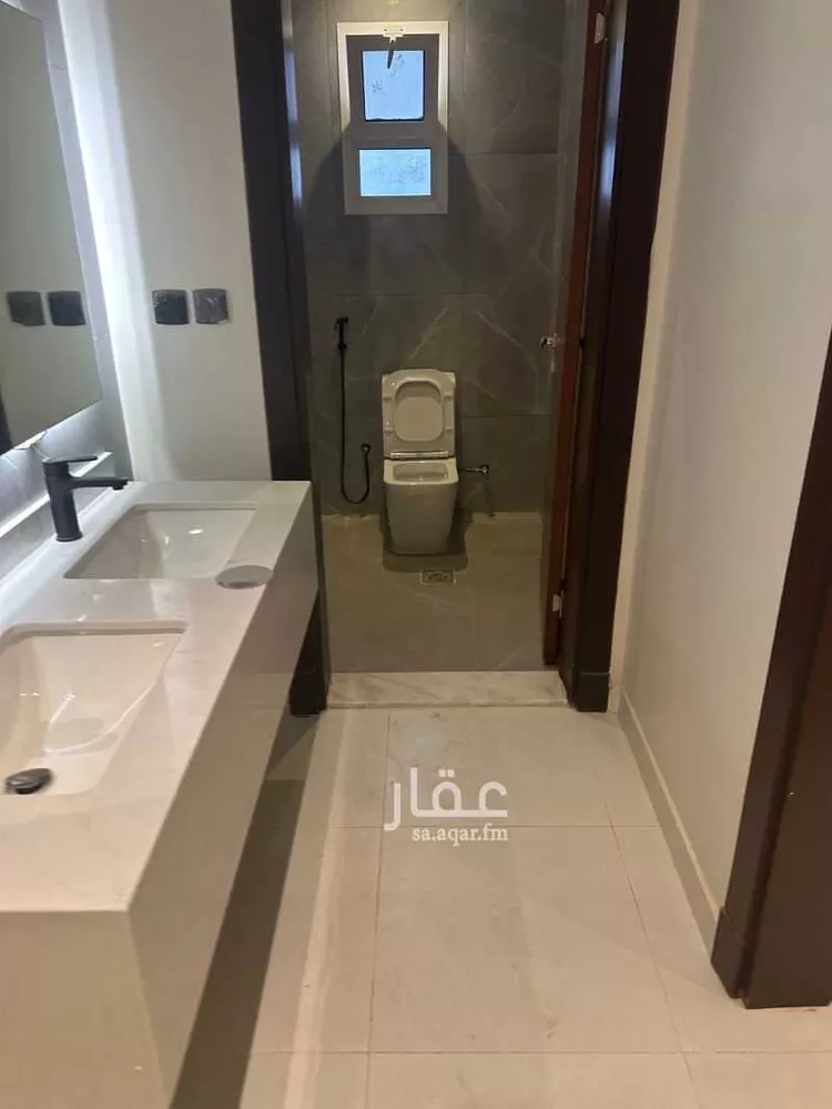 دور للبيع في شارع الهجرة ، حي الرياض ، جدة ، جدة صورة 2