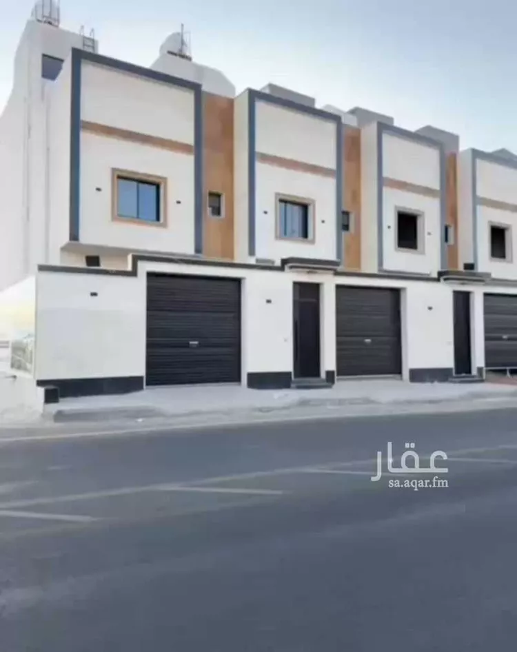 فيلا للبيع في شارع احمد بن يحيى المصري, حي كتانة, مدينة المدينه المنوره, منطقة المدينة المنورة صورة 2