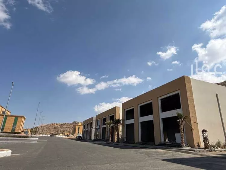 محل للإيجار في طريق الملك عبد الله ، حي العزيزية ، أحد رفيدة ، احد رفيدة