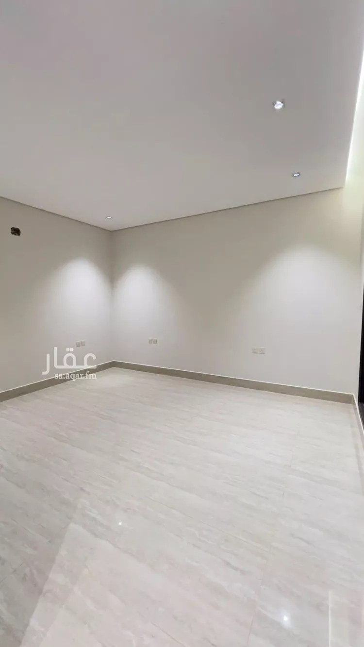 دور للبيع في شارع الشيخ محمد صالح باحارث, حي العوالي, مدينة الرياض, منطقة الرياض صورة 2