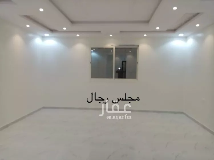 فيلا للبيع في شارع أحمد بن جعفر القفطي, حي العوالي, مدينة الرياض, منطقة الرياض صورة 3