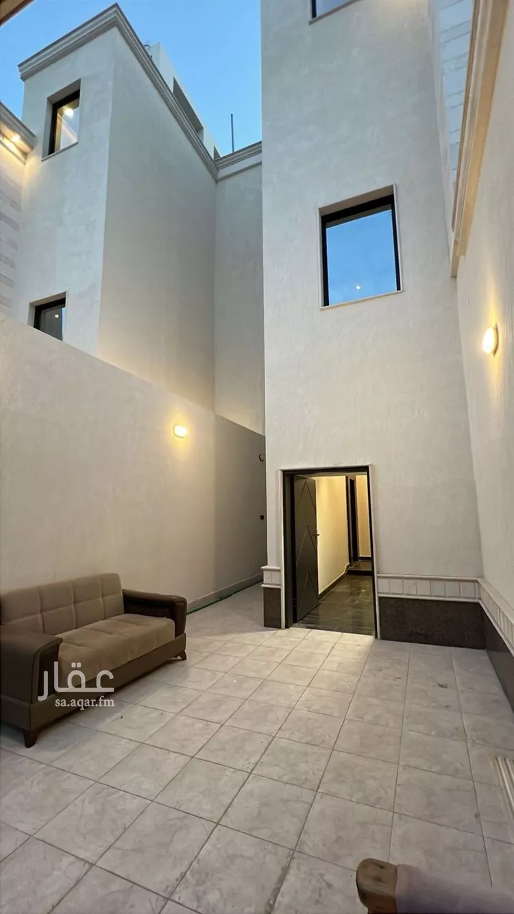 دور للبيع في شارع نهر السوباط, حي بدر, مدينة الرياض, منطقة الرياض صورة 5