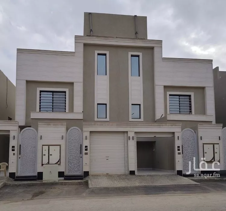 Floor for Sale in Riyadh Badr