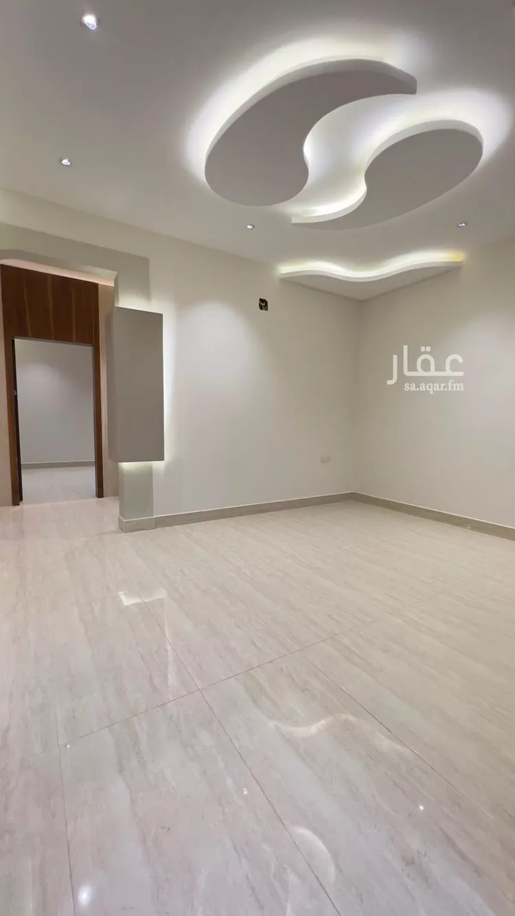 Floor for Sale in Riyadh Dhahrat Namar 8