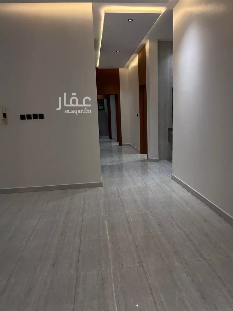 Floor for Sale in Riyadh Tuwaiq صورة 3