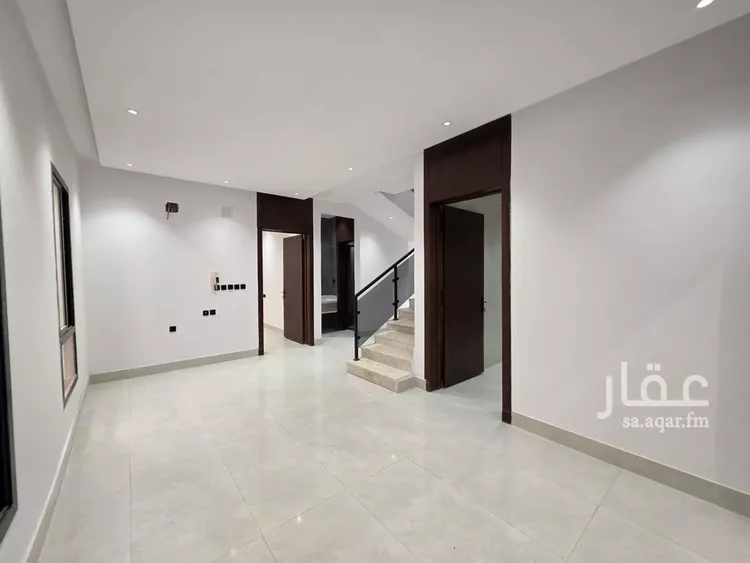 Floor for Sale in Riyadh Tuwaiq صورة 3