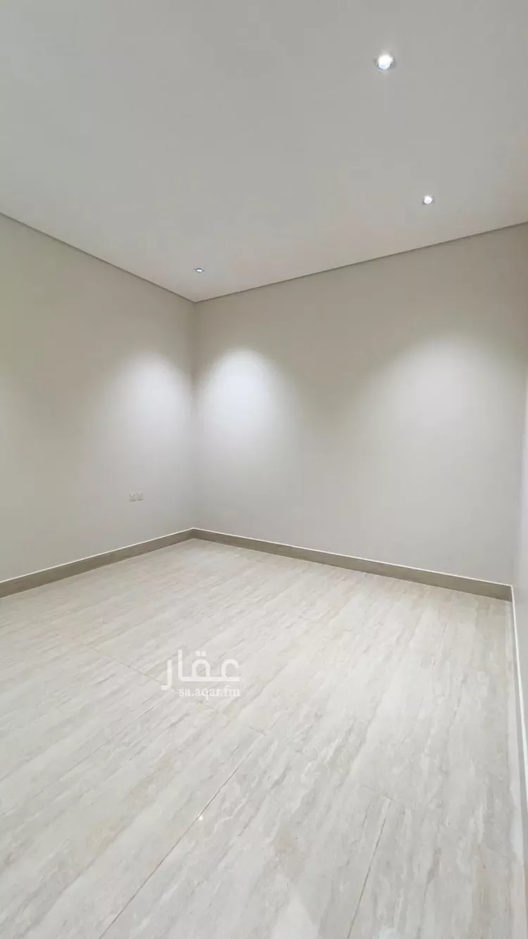 Floor for Sale in Riyadh Dhahrat Namar 7