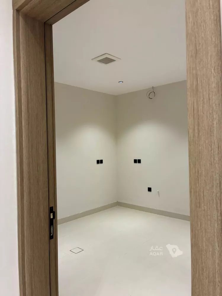دور للبيع في شارع حيزان, حي السويدي, مدينة الرياض, منطقة الرياض صورة 4