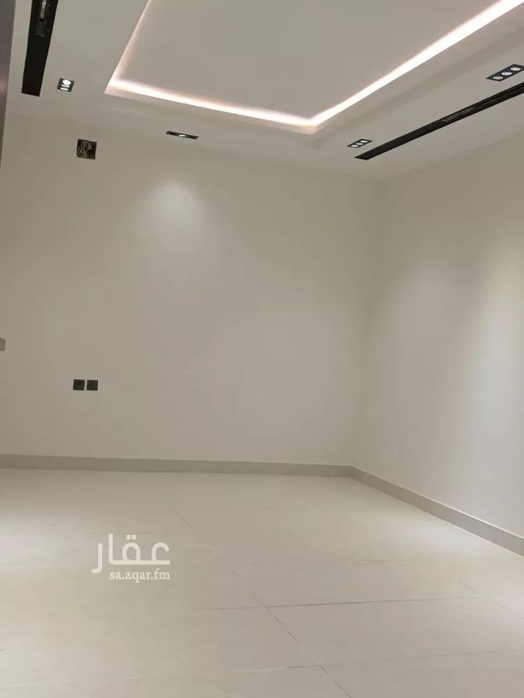 دور للبيع في شارع شرحبيل بن سعد, حي بدر, مدينة الرياض, منطقة الرياض صورة 3