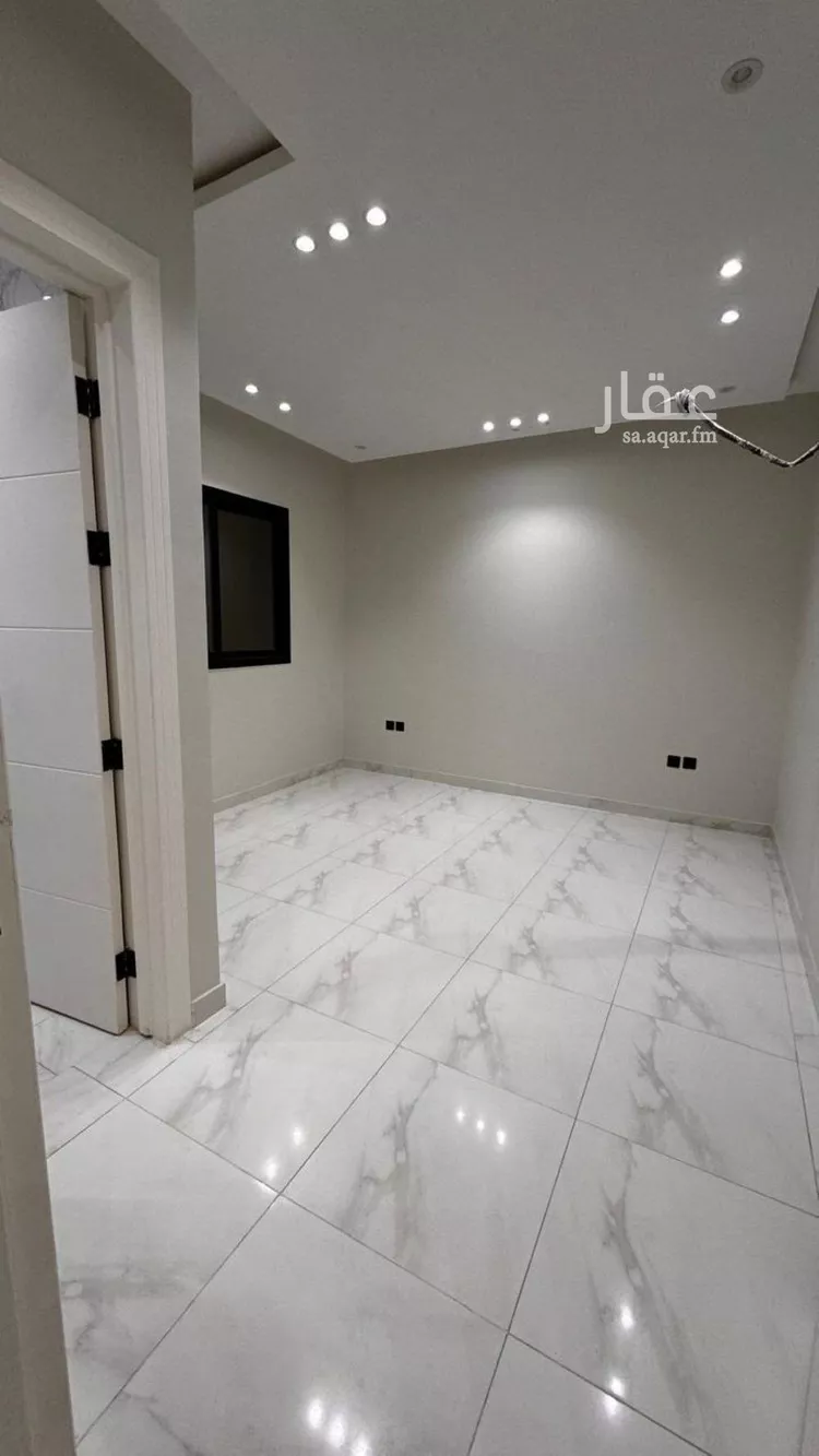 شقة للبيع في شارع أحمد بن ناصر الحسيني, حي العوالي, مدينة الرياض, منطقة الرياض صورة 4