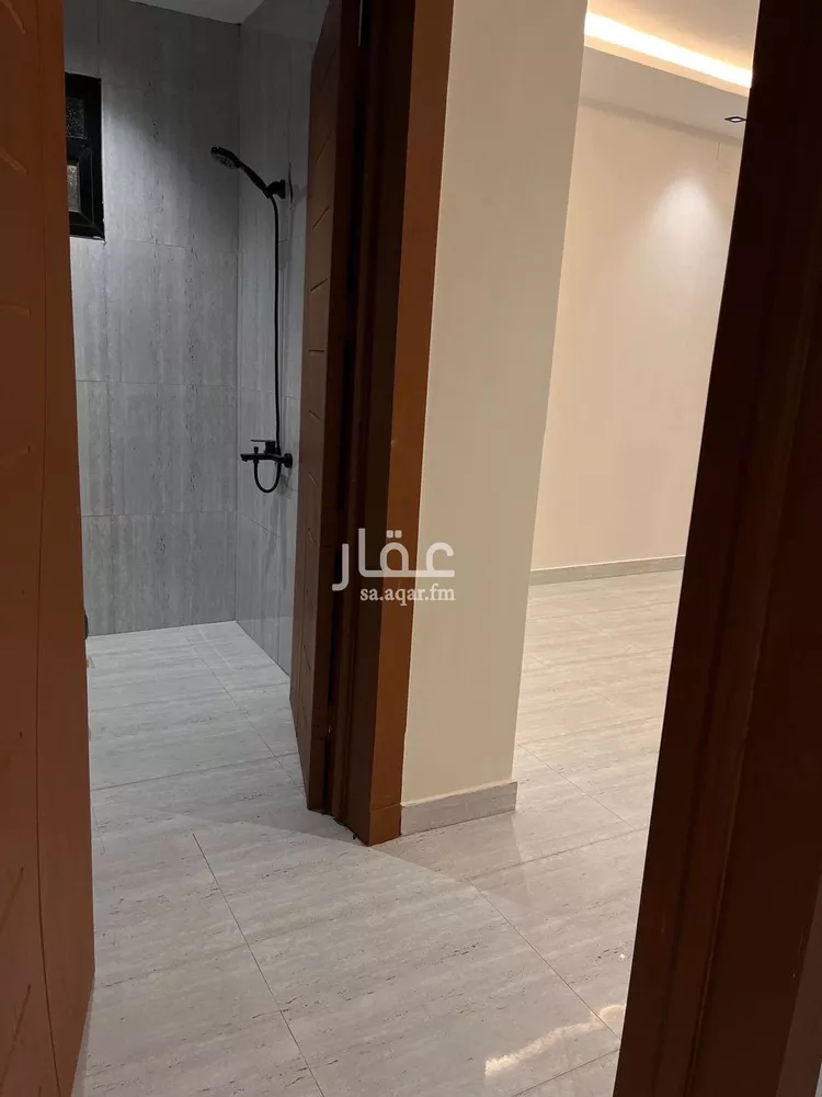 Floor for Sale in Riyadh Tuwaiq 10
