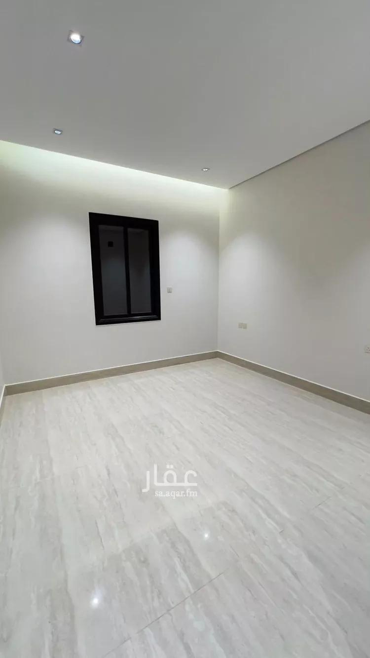 Floor for Sale in Riyadh Dhahrat Namar 8
