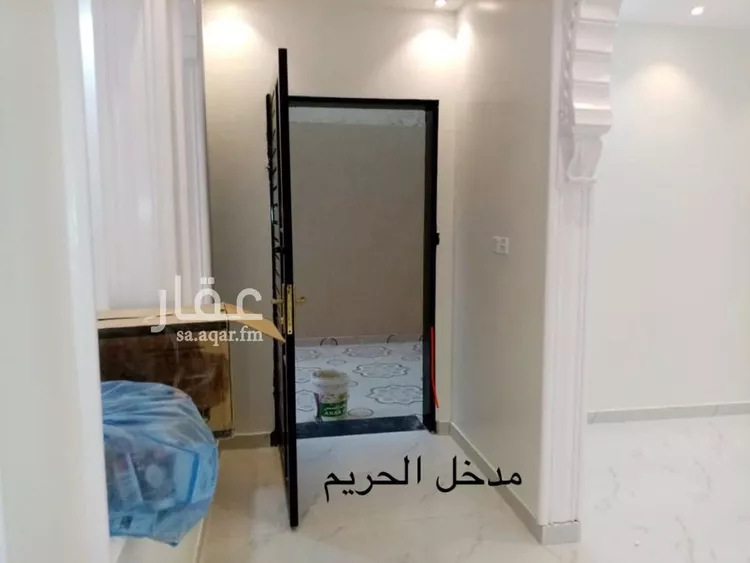 فيلا للبيع في شارع أحمد بن جعفر القفطي, حي العوالي, مدينة الرياض, منطقة الرياض 7