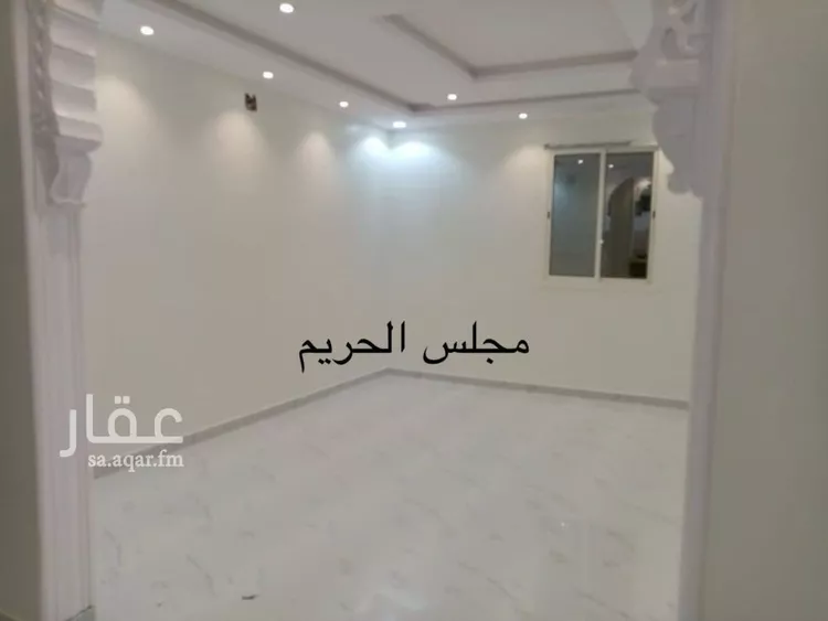 فيلا للبيع في شارع أحمد بن جعفر القفطي, حي العوالي, مدينة الرياض, منطقة الرياض 12