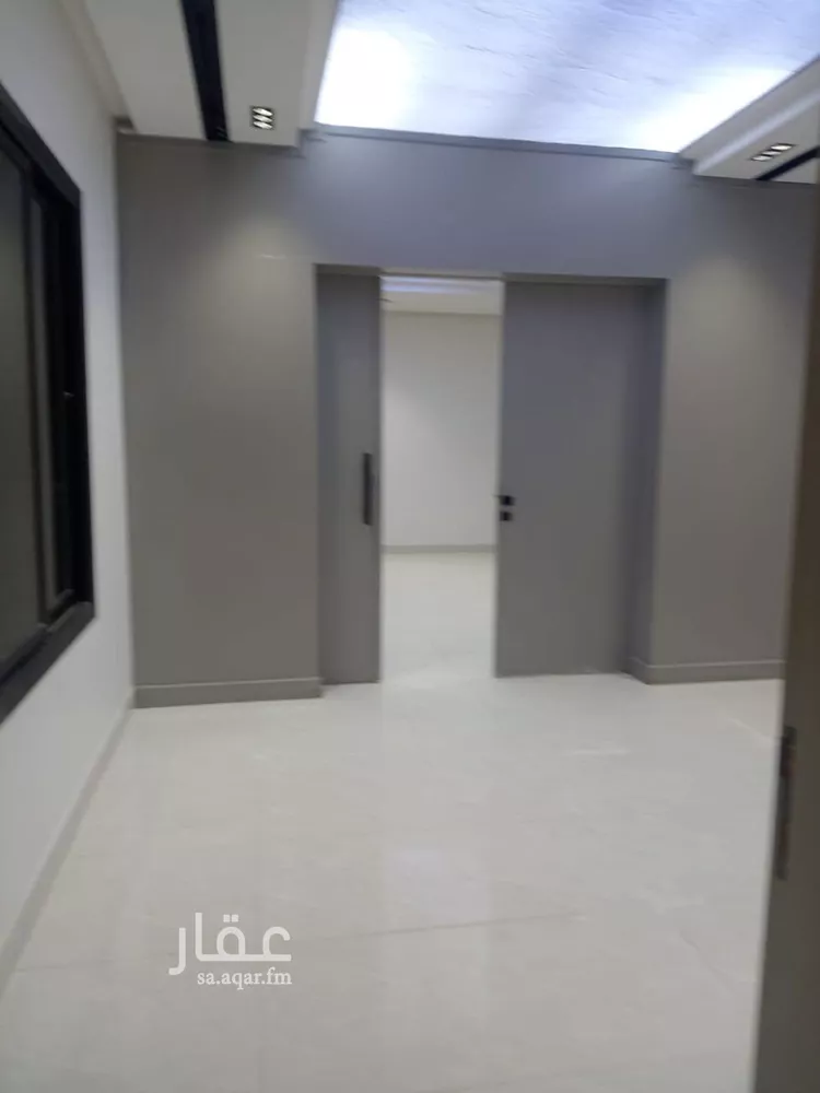 دور للبيع في شارع شرحبيل بن سعد, حي بدر, مدينة الرياض, منطقة الرياض صورة 2