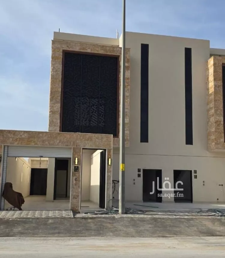 دور للبيع في شارع الظهير علي بن محمود, حي طويق, مدينة الرياض, منطقة الرياض