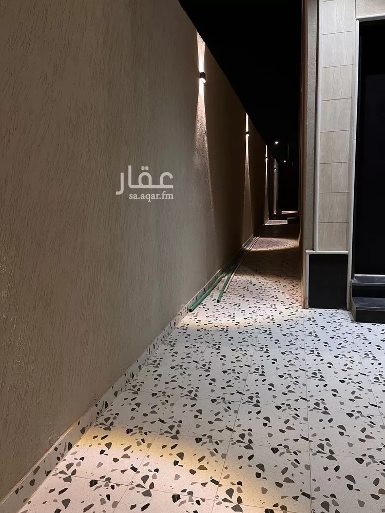 Floor for Sale in Riyadh Tuwaiq صورة 2