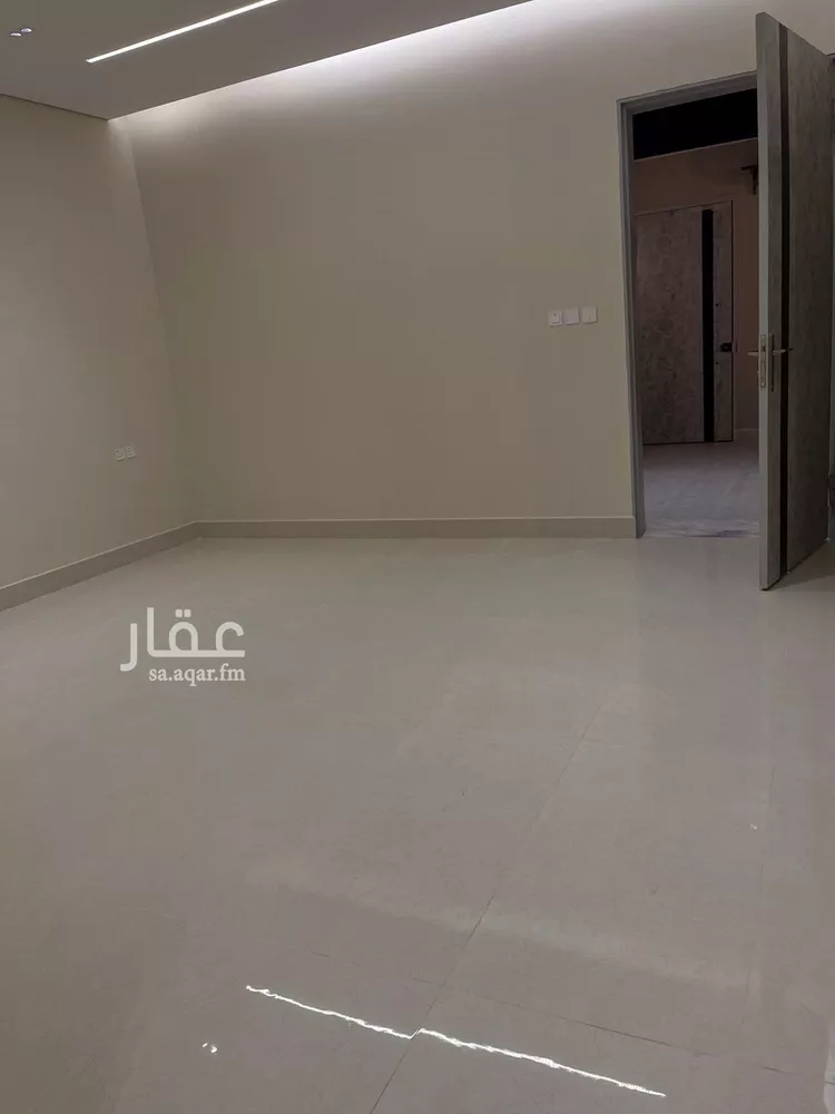 فيلا للبيع في شارع إبراهيم بن جمعان, حي العوالي, مدينة الرياض, منطقة الرياض صورة 3