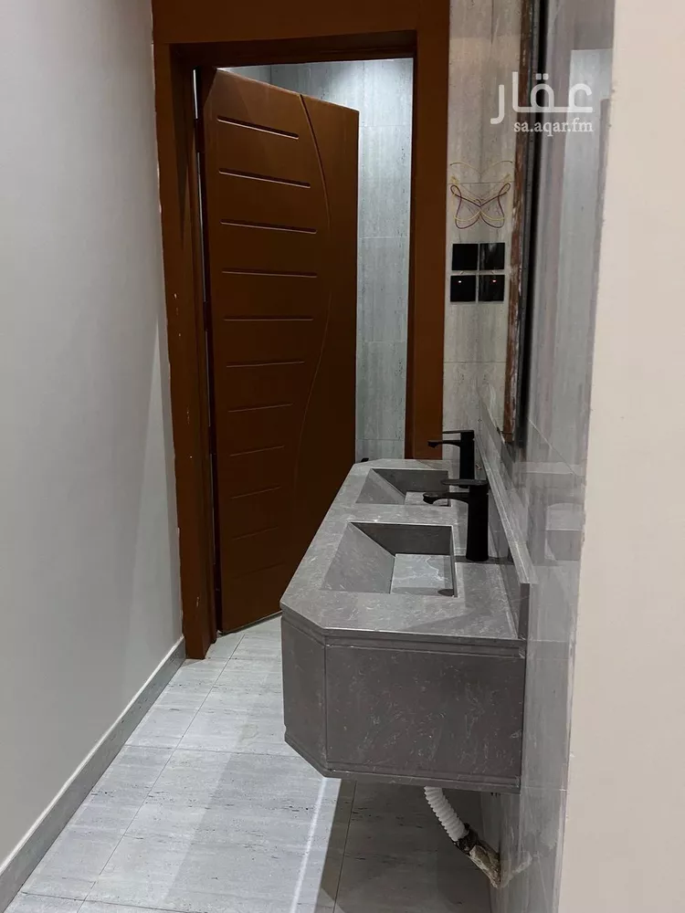 Floor for Sale in Riyadh Tuwaiq صورة 5