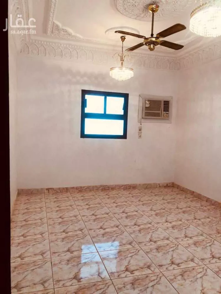 شقة للإيجار في شارع حجر بن النعمان, حي السليمانية, مدينة عنيزة, منطقة القصيم صورة 5