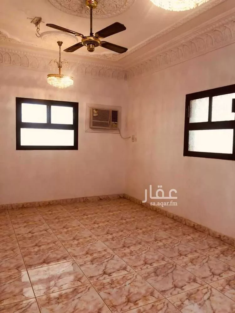 شقة للإيجار في شارع حجر بن النعمان, حي السليمانية, مدينة عنيزة, منطقة القصيم