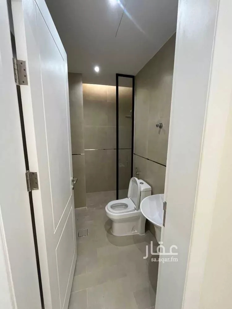 شقة للبيع في شارع شهيد الدين ثم الوطن عبدالله عبدالرحمن, حي الياسمين, مدينة الرياض, منطقة الرياض صورة 5