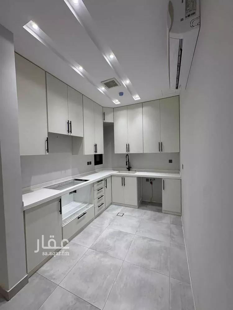 شقة للإيجار في شارع وادي البطحاء, حي الملقا, مدينة الرياض, منطقة الرياض صورة 2