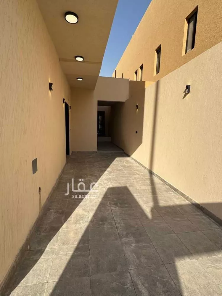 دور للبيع في شارع بركات الانماطي, حي عكاظ, مدينة الرياض, منطقة الرياض صورة 3