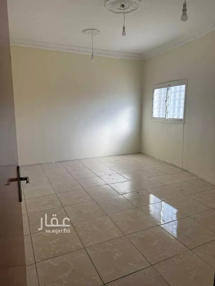 شقة للإيجار في شارع صامطة ، حي ظهرة لبن ، الرياض ، منطقة الرياض صورة 2