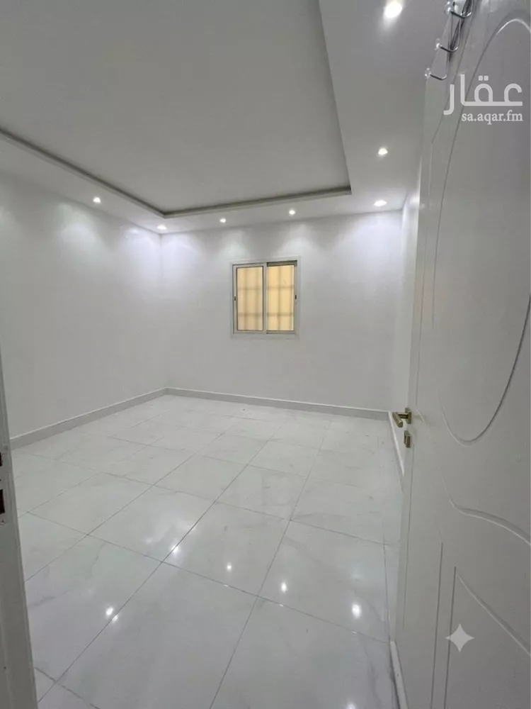 فيلا للبيع في شارع العويقليه, حي طيبة, مدينة الرياض, منطقة الرياض صورة 4