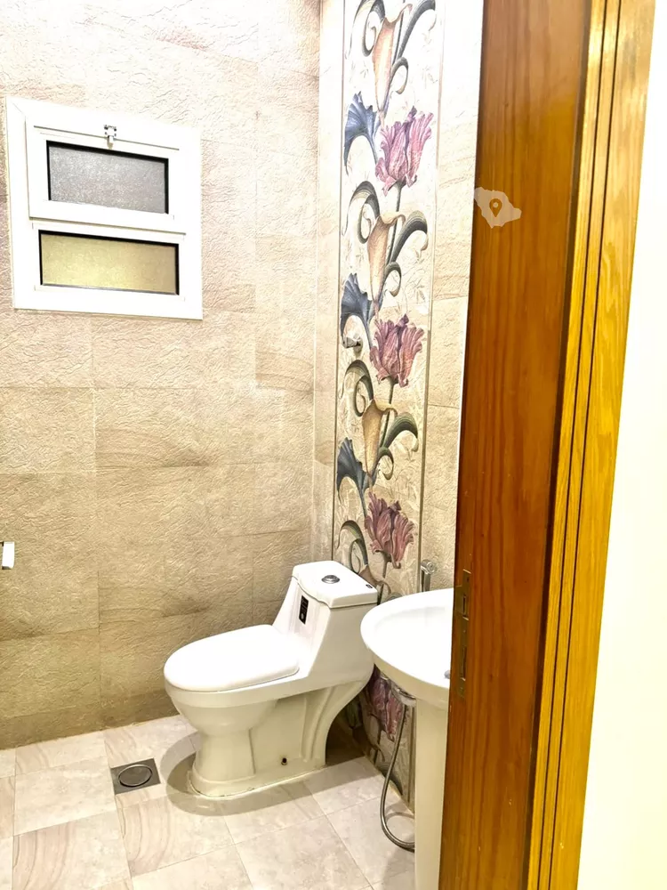 Floor for Rent in Riyadh An Narjis 9