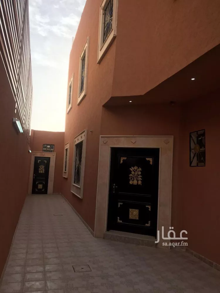 فيلا للبيع في شارع عباس الجوهري, حي عكاظ, مدينة الرياض, منطقة الرياض صورة 4