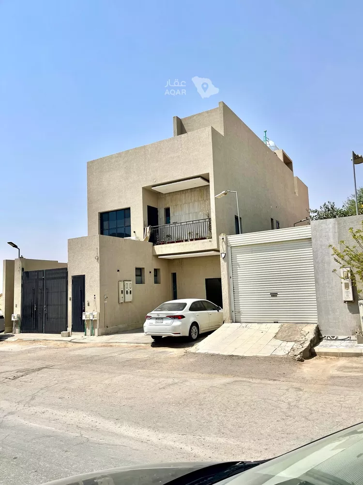 Floor for Sale in Riyadh Al Arid