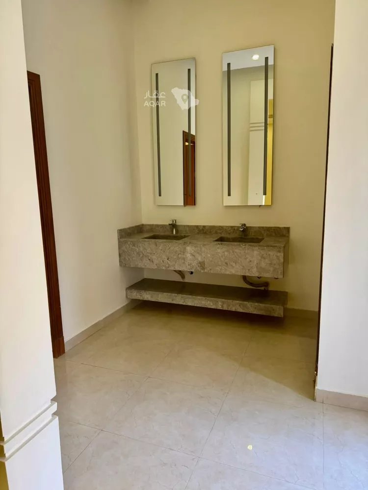 Floor for Rent in Riyadh An Narjis 4