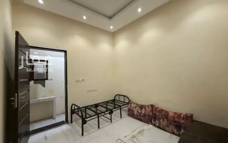 غرفة للإيجار في شارع علي بن سلامة اللخمي, حي بدر, مدينة الرياض, منطقة الرياض