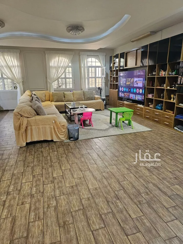 فيلا للبيع في شارع عمارة بن حزم, حي الخليج, مدينة الرياض, منطقة الرياض صورة 2