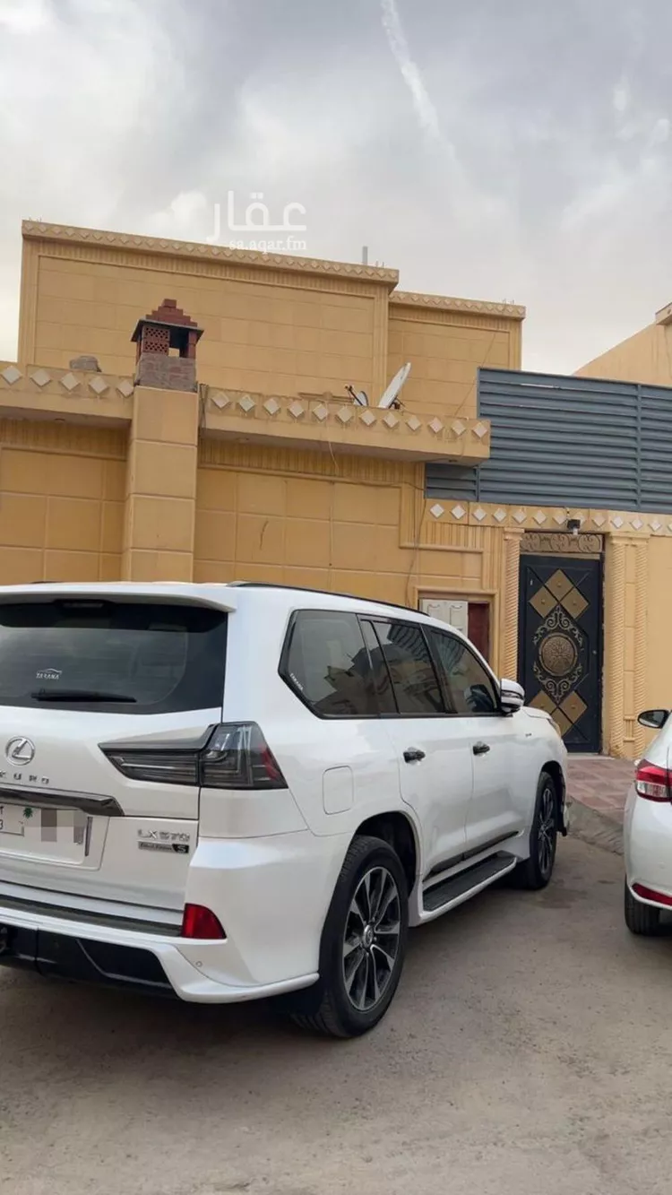 فيلا للبيع في شارع رقم 42, حي الجنادرية, مدينة الرياض, منطقة الرياض