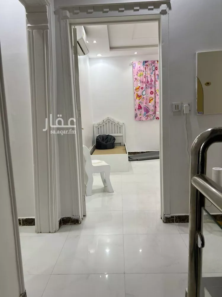 فيلا للبيع في شارع العويقليه, حي طيبة, مدينة الرياض, منطقة الرياض صورة 5