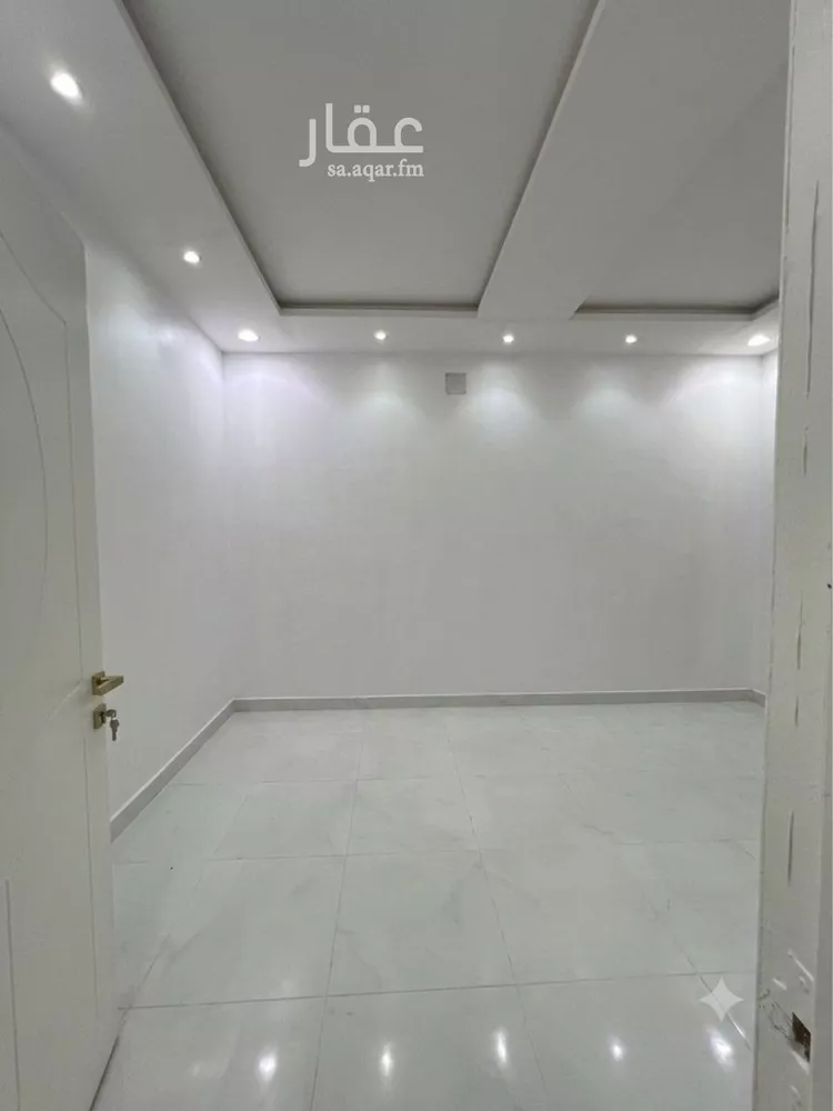 فيلا للبيع في شارع الغزاله, حي طيبة, مدينة الرياض, منطقة الرياض 13