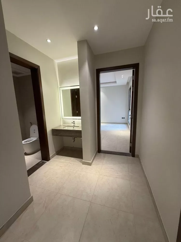شقة للإيجار في شارع محمد بن عوجان, حي الحزم, مدينة الرياض, منطقة الرياض صورة 2