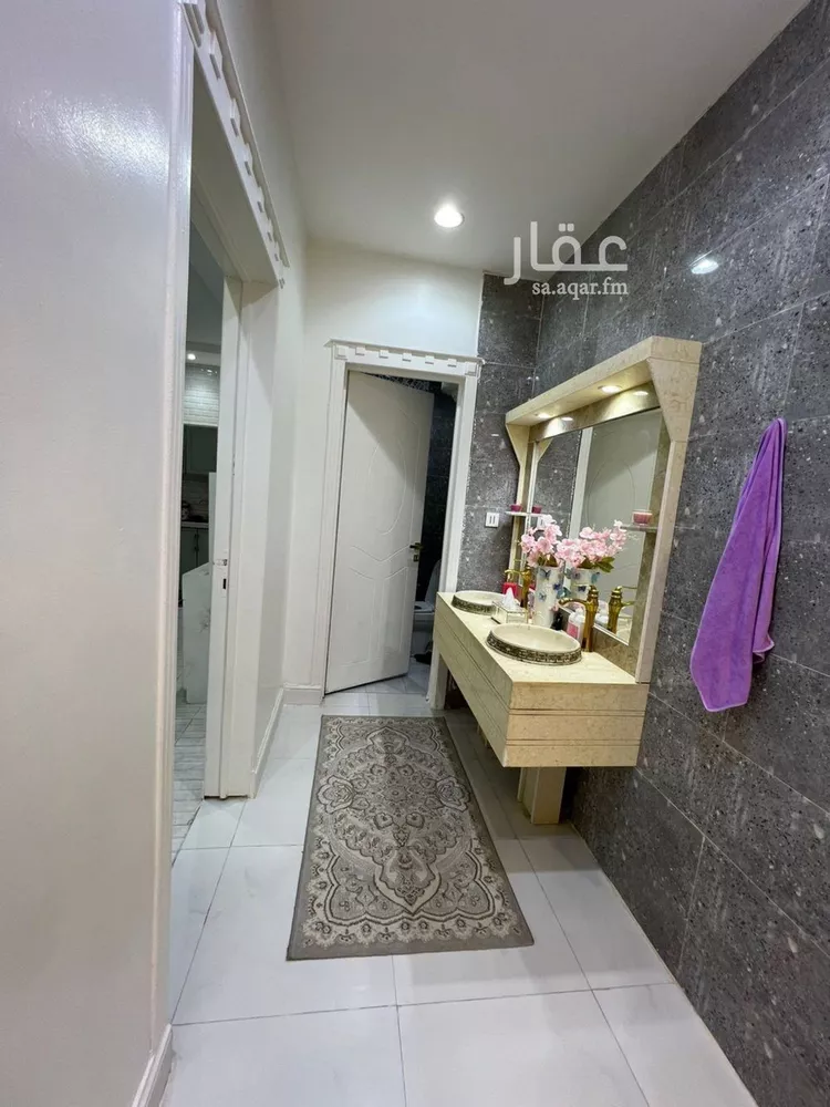 فيلا للبيع في شارع الغزاله, حي طيبة, مدينة الرياض, منطقة الرياض 12