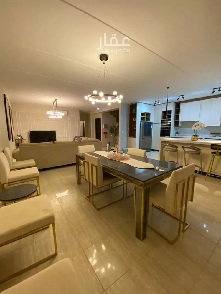 فيلا للإيجار في شارع أبي الفضل الخيمي, حي مطار الملك خالد الدولي, مدينة الرياض, منطقة الرياض