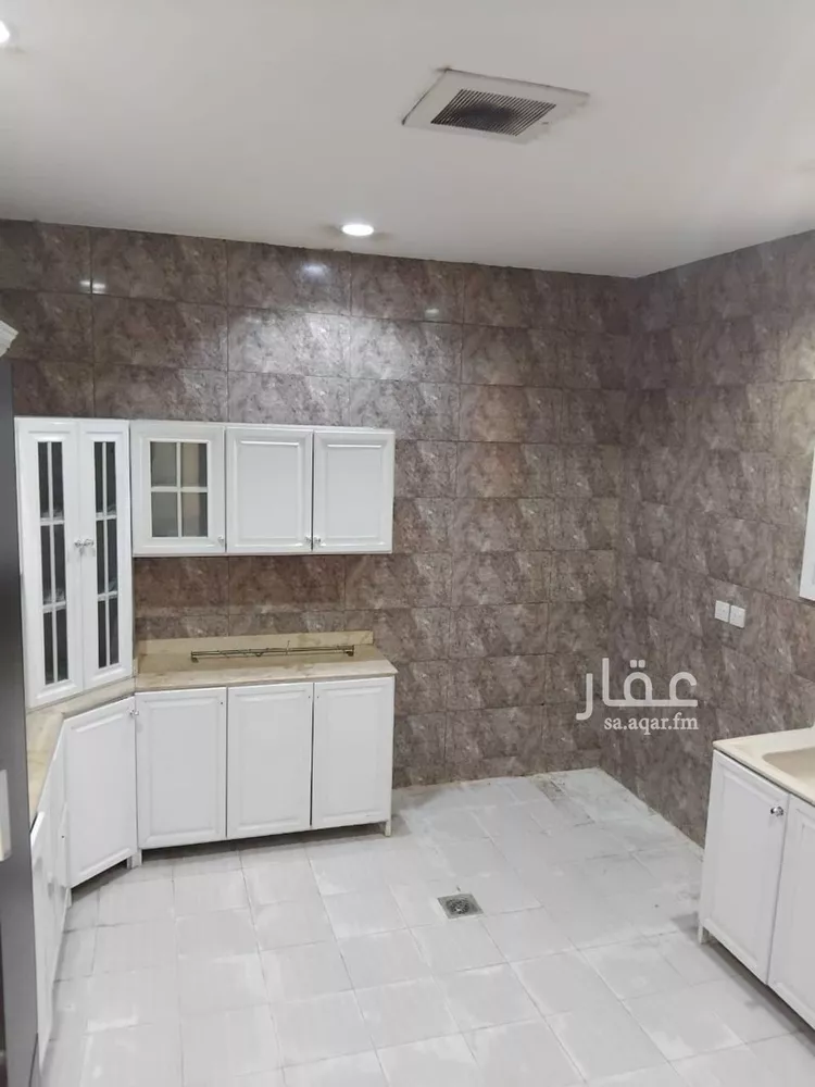 شقة للإيجار في شارع عبدالله مدهر, حي العارض, مدينة الرياض, منطقة الرياض صورة 3
