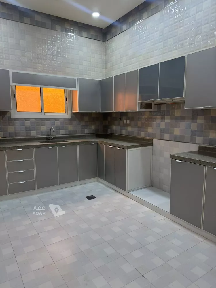 Floor for Rent in Riyadh An Narjis 14